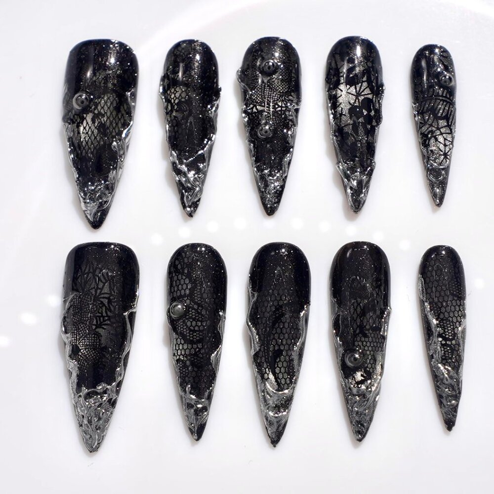Black Gothic Stiletto Press On Nails | Silver Lace Texture
